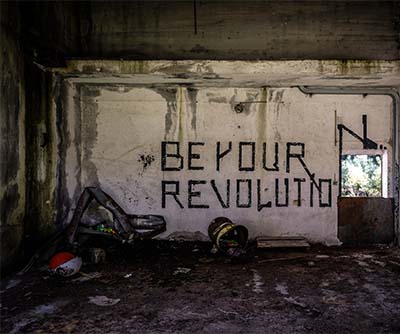 grafitti be your revolution